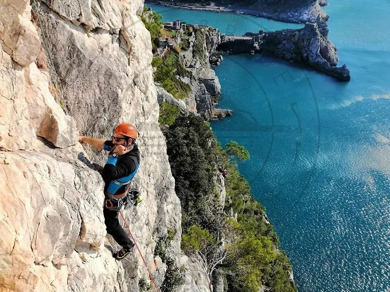 Una Finestra Sul Golfo Di Le Grazie Le Grazie  0*, Le Grazie (Liguria) Italy