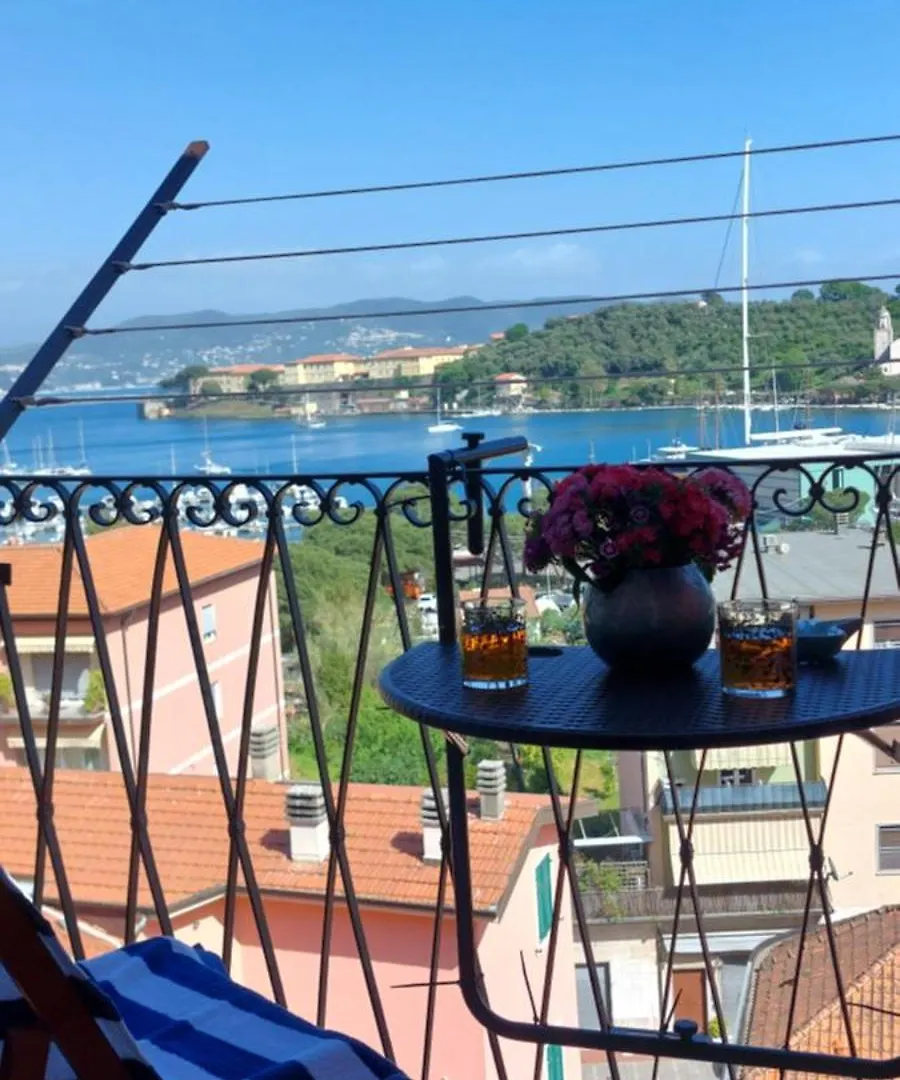 Apartment Una Finestra Sul Golfo Di Le Grazie Le Grazie